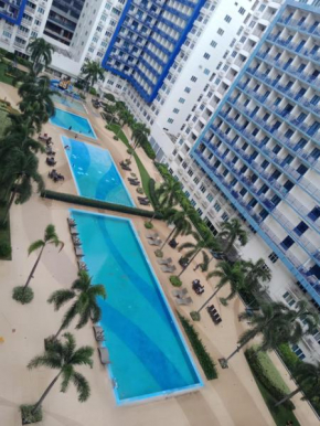 Sea Residences, MOA Complex by Leenette Unique Studio